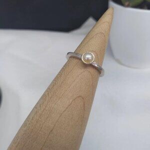 Elegant Ring Antique Vintage jewelry girl woman heirloom fashion statement time